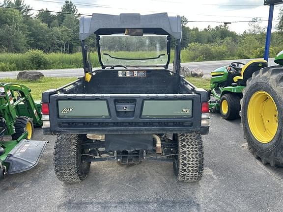 Image of John Deere Gator XUV 825i equipment image 1
