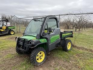 Main image John Deere Gator XUV 825i