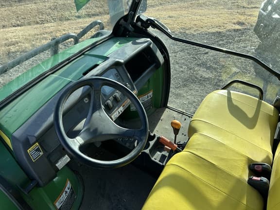 Image of John Deere Gator XUV 825i equipment image 4