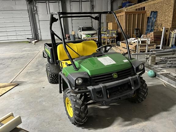 Image of John Deere Gator XUV 825i equipment image 3