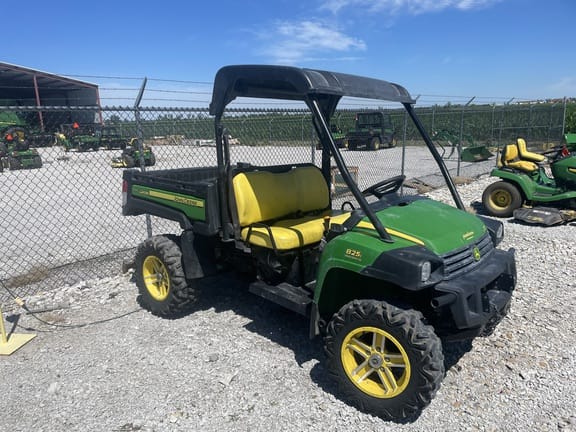 2015 John Deere Gator XUV 825i Equipment Image0
