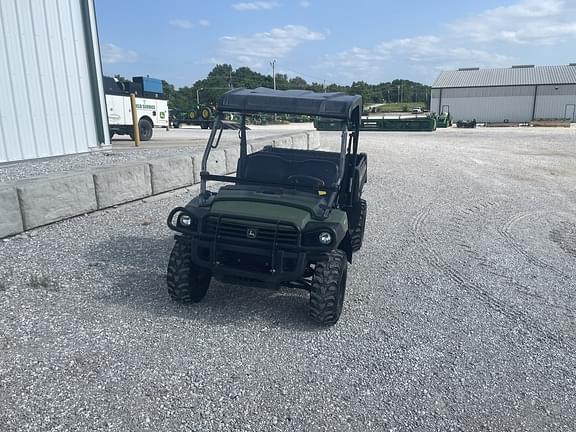 Image of John Deere Gator XUV 825i equipment image 3