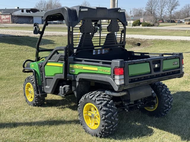 Image of John Deere Gator XUV 825i equipment image 2