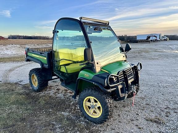 Image of John Deere Gator XUV 825i equipment image 1