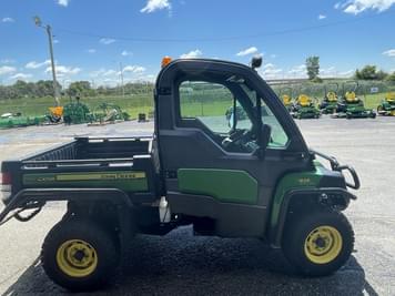 Main image John Deere Gator XUV 825i