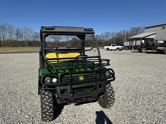 Image of John Deere Gator XUV 825i equipment image 1