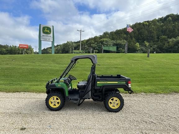 Image of John Deere Gator XUV 825i equipment image 1