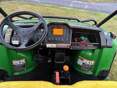 Image of John Deere Gator XUV 825i equipment image 4