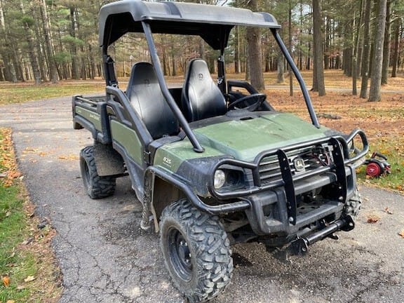 2015 John Deere Gator XUV 825i Equipment Image0