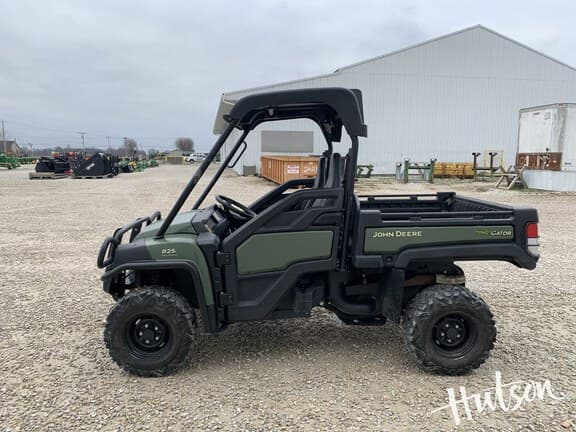 Image of John Deere Gator XUV 825i equipment image 3