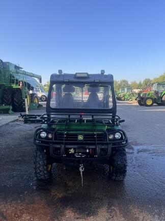 Image of John Deere Gator XUV 825i equipment image 1
