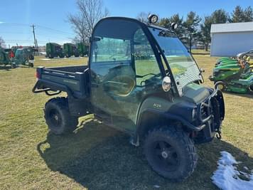 Main image John Deere Gator XUV 825i