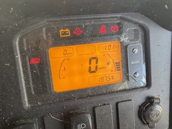 Image of John Deere Gator XUV 825i S4 equipment image 4