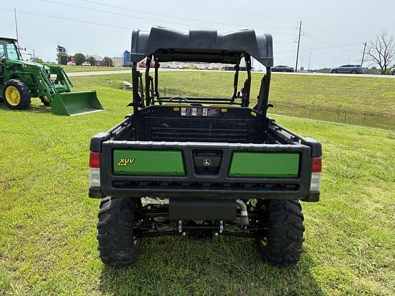 Image of John Deere Gator XUV 825i S4 equipment image 4
