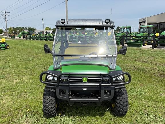 Image of John Deere Gator XUV 825i S4 equipment image 1