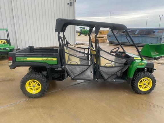 Image of John Deere Gator XUV 825i S4 equipment image 4