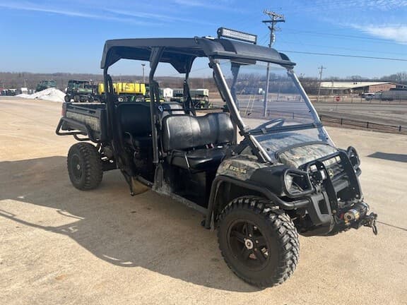 Image of John Deere Gator XUV 825i equipment image 4
