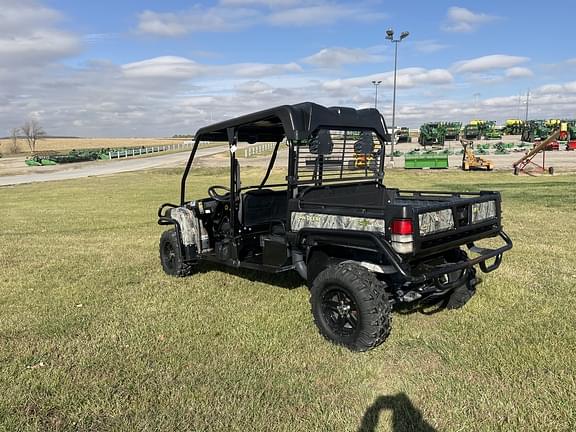 Image of John Deere Gator XUV 825i S4 equipment image 3