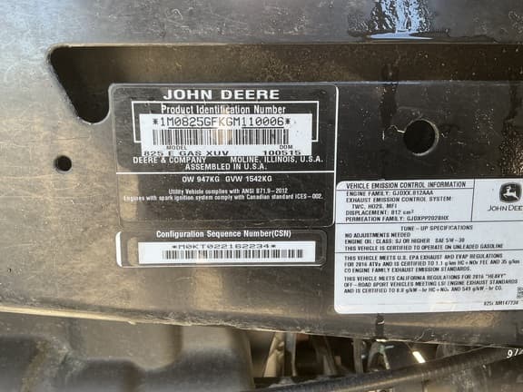 Image of John Deere Gator XUV 825i S4 equipment image 4