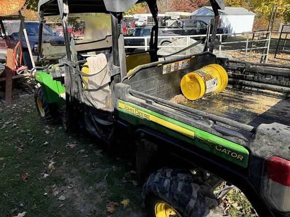 Image of John Deere Gator XUV 825i S4 equipment image 2