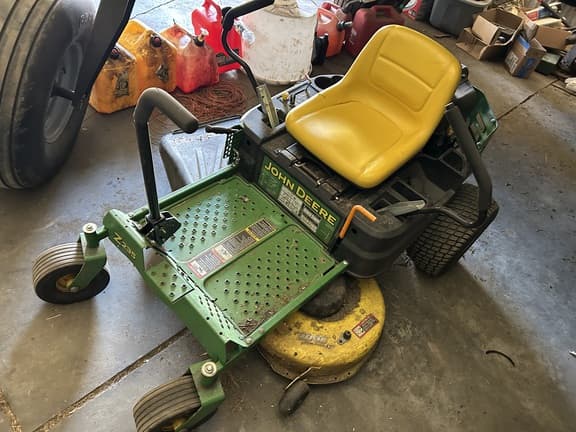 Image of John Deere Z235 Primary image