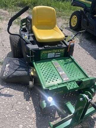 Image of John Deere Z235 Primary image