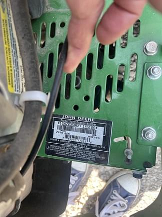 Image of John Deere Z235 equipment image 4