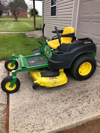 Image of John Deere Z425 equipment image 2