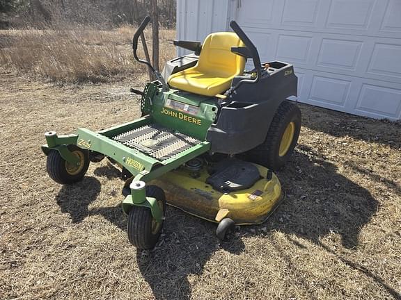 Image of John Deere Z425 Primary image