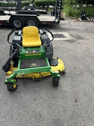 Image of John Deere Z425 equipment image 3