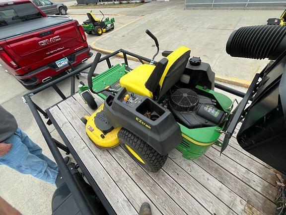 Image of John Deere Z435 Image 1