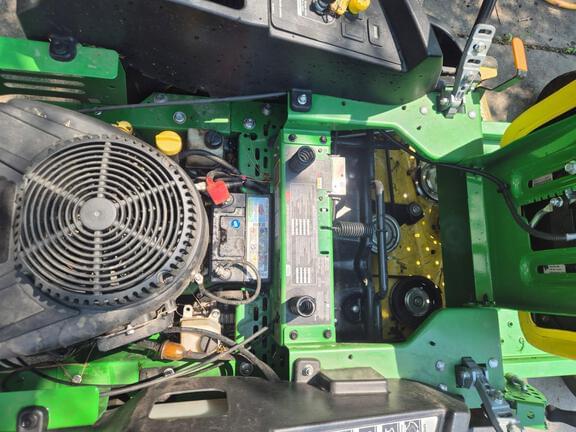 Image of John Deere Z435 equipment image 4