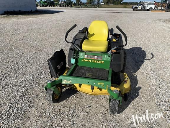 Image of John Deere Z435 equipment image 3