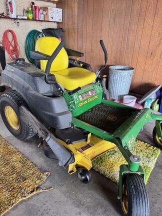 2015 John Deere Z435 Equipment Image0