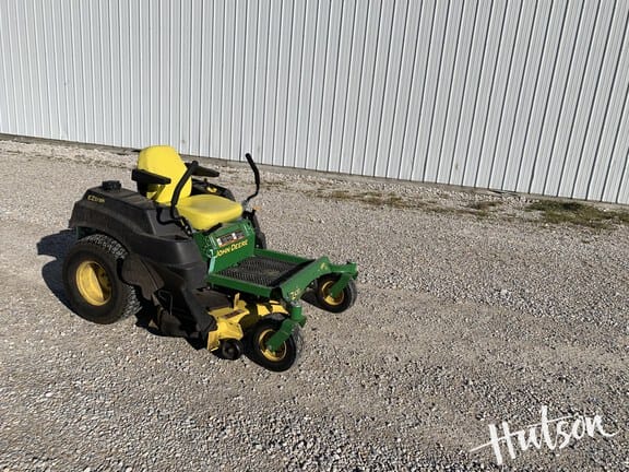 2015 John Deere Z435 Equipment Image0