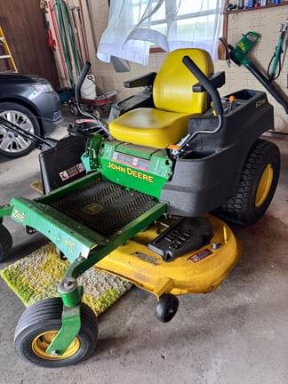 Image of John Deere Z435 equipment image 2