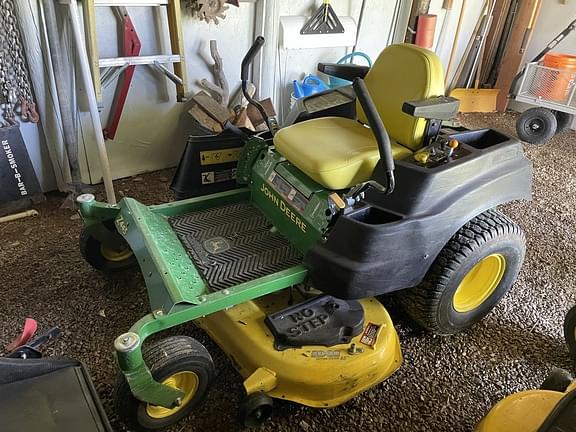 Image of John Deere Z445 Primary image