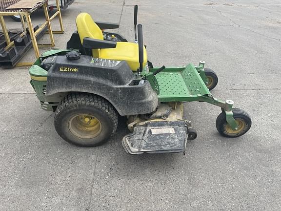 Image of John Deere Z445 equipment image 1