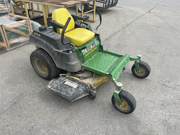 Image of John Deere Z445 Primary image