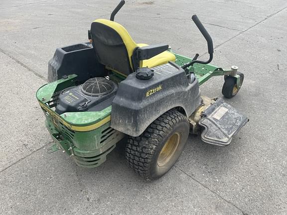 Image of John Deere Z445 equipment image 4