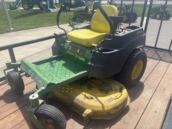 Image of John Deere Z445 equipment image 1