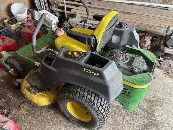 Image of John Deere Z445 equipment image 2