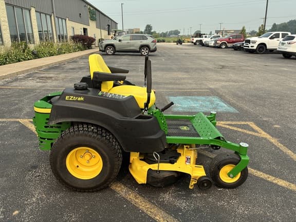 Image of John Deere Z445 equipment image 1