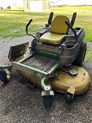 Image of John Deere Z465 equipment image 1