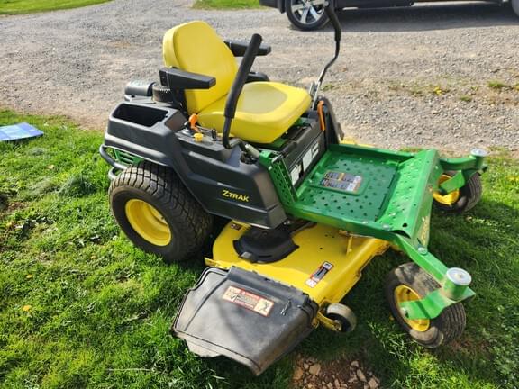 Image of John Deere Z535M equipment image 1