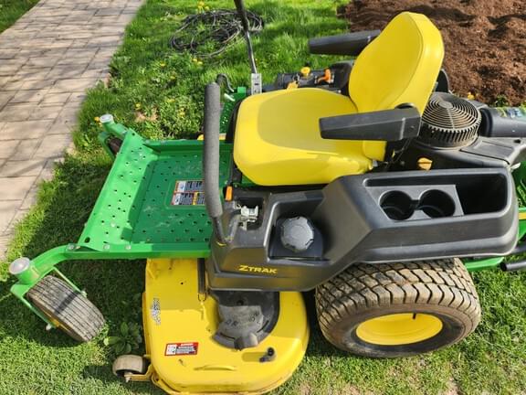 Image of John Deere Z535M equipment image 3
