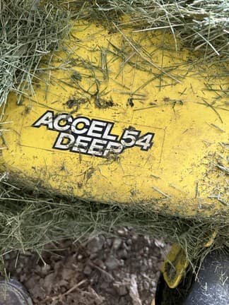 Image of John Deere Z535M equipment image 4