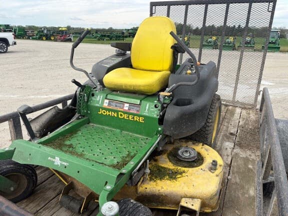 Image of John Deere Z655 equipment image 1