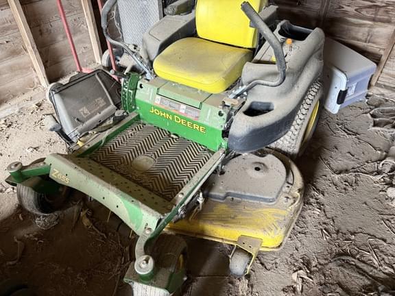 Image of John Deere Z655 equipment image 2