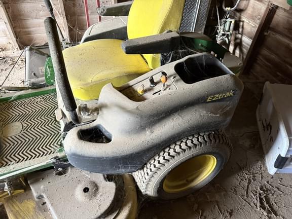Image of John Deere Z655 equipment image 4